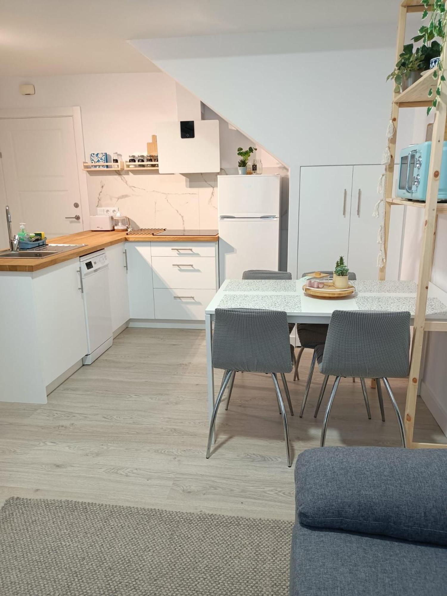 Apartment Mencer Malpica